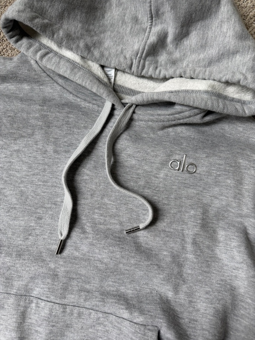 ALO Yoga Men’s Light Grey Hoodie Pullover - Picture 2 of 5